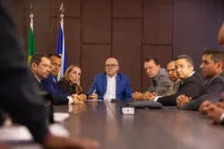 Após articulação de Max Russi, Estado e Prefeitura avançam em acordo para regularizar área ocupada por 1,8 mil famílias