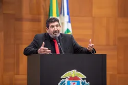 Dr. João comemora derrubada de veto que garante estadualização de estrada na região Oeste