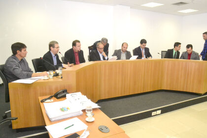 Reunião da CPI da sonegação fiscal