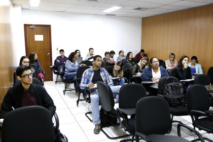 Novo secretário de Gestão de Pessoas se reúne com servidores da Escola do Legislativo