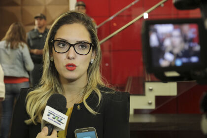 Dep. Janaina Riva participa do I Simpósio sobre Dislexia em Mato Grosso