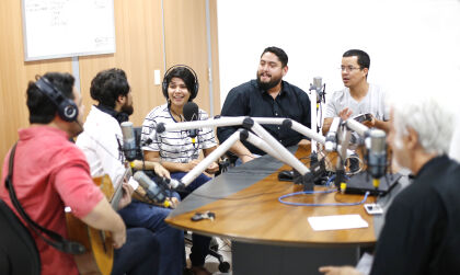 Rádio AL entrevista grupo  "O samba, a bossa e as novas"