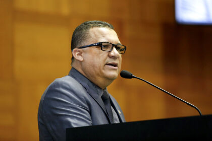 Deputado Silvano recebe demandas de Itaúba