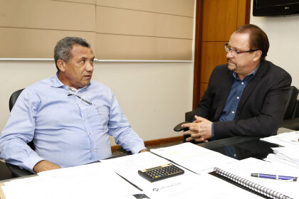 Deputado Pedro Satélite reúne-se com o secretário de Saúde/MT, João Batista Pereira da Silva