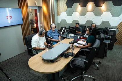 Música é Lei recebe Theobaldo e cel. Agilson Azizes (Rotary 4440)