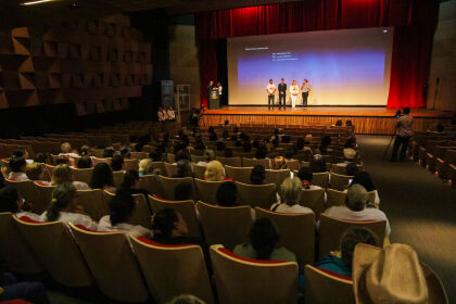 "Mulheres em Ação" tem cerimônia de encerramento às 9h no Teatro do Cerrado Zulmira Canavarros