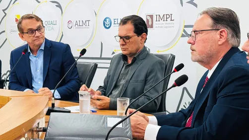CPI da Saúde questiona ex-secretário sobre R$ 1,1 bilhão em Cuiabá