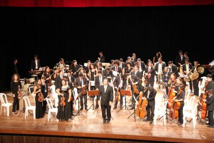 Orquestra Ciranda Mundo vai de Villa-Lobos e compositores regionais no Teatro Zulmira
