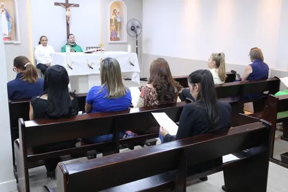 Missa semanal na capela São José