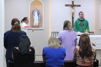 Missa semanal na capela São José