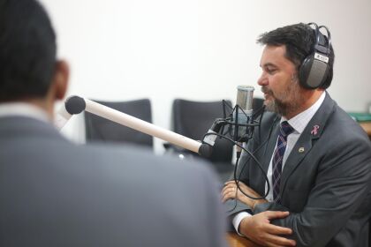 Entrevista com o deputado Oscar Bezerra
