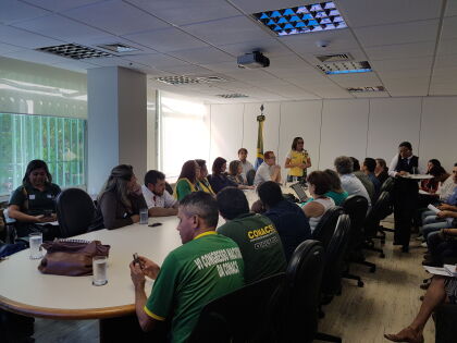 Frente parlamentar discute direitos trabalhistas dos agentes de saúde