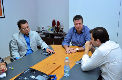 Presidente Eduardo Botelho reúne com presidente da Energisa