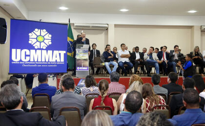 Deputados participam da posse da nova diretoria da UCMMAT