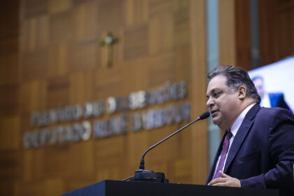 Bancada do PSD assegura apoio a PEC do teto de gastos e reformas do Executivo