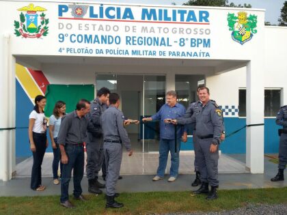 Romoaldo participa  da   inauguração do prédio do 4º Pelotão da PM de Paranaíta