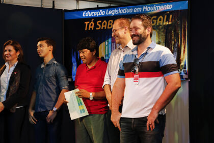 Estudantes da capital participam do projeto 'Educação Legislativa em Movimento'