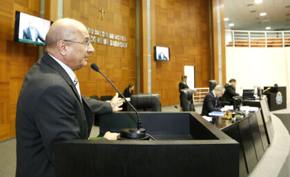 Assembleia aprova PEC que libera recursos de emendas a municípios sem certidões
