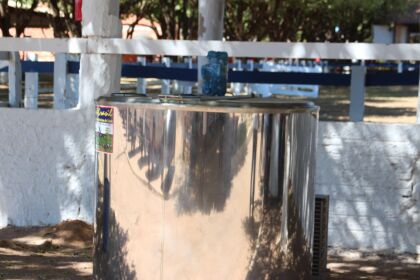 Dep. Pedro Satelite participa da entrega 5 resfriadores de leite para Colíder
