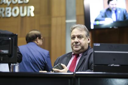 Romoaldo Júnior apresenta cinco emendas ao projeto da Lei de Diretrizes Orçamentárias