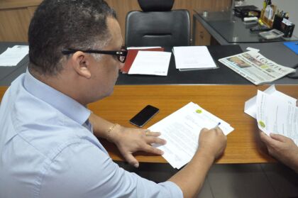 Vereadores de Claudia pedem apoio do deputado Silvano Amaral