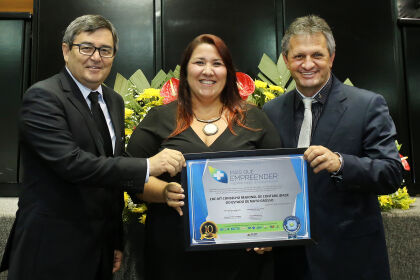 Deputado Dilmar Dal' Bosco entrega Certificação de Responsabilidade Social a dezenas de empresas