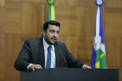 Allan promove debate sobre fornecimento de energia para municípios pantaneiros