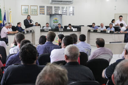 Assembleia reúne com prefeitos, vereadores e lideranças do Vale do Arinos