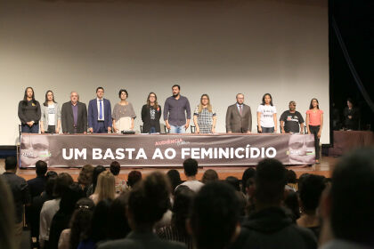 Audiência Pública para debater o feminicídio