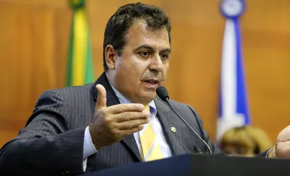Deputado Adalto de Freitas requereu sessão para homenagear personalidades de Pontal do Araguaia