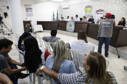 Assembleia Itinerante atende demandas de prefeitos e vereadores da região Pontal do Araguaia