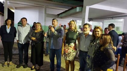 Moradoras do Santa Isabel recebem certificados do projeto Sábado Social