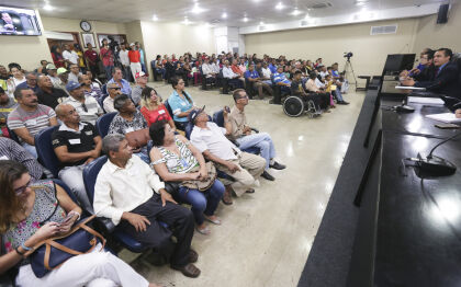 Audiência pública debate a construção de um centro de tratamento para dependentes químicos em Cuiabá