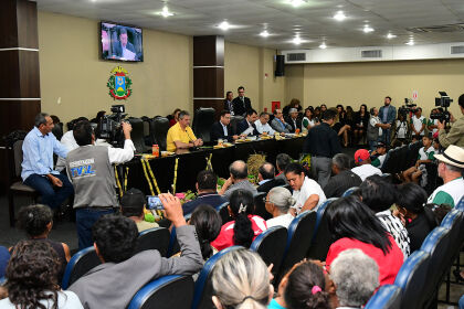 Audiência Pública debate regularização fundiária para o acampamento Fonte de Luz na Cidade de Rosário Oeste.