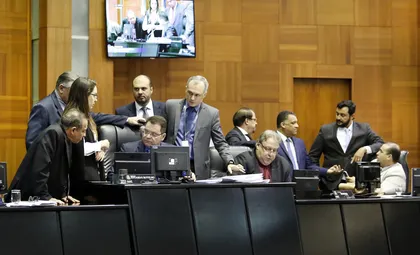 O texto aprovado pelos parlamentares regula e instrui as normas específicas da licitação constantes na legislação federal