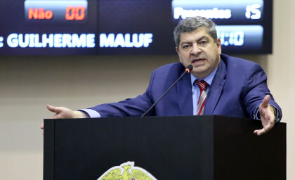 Maluf defende redução da máquina pública e participação dos Poderes