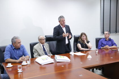 Ex-governador Júlio Campos é homenageado nos 40 anos da Unemat
