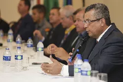 Assembleia homenageia personalidades de Confresa