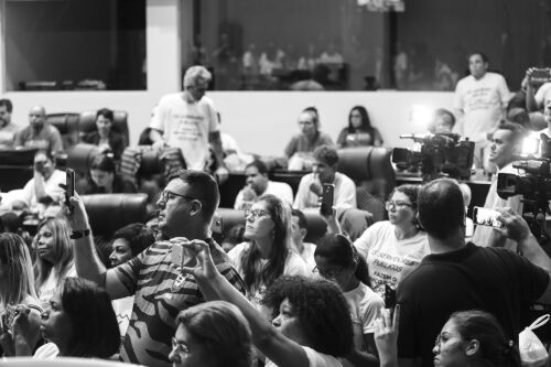 Fotografia: plenario ocupado_14.jpg