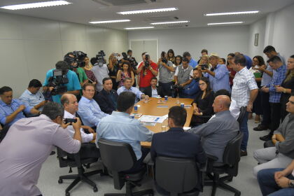 Deputados visitam obras do novo Pronto-Socorro de Cuiabá