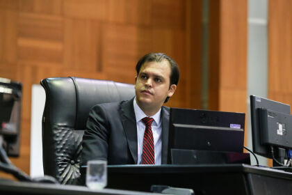 Thiago está no primeiro mandato e luta pela educação de qualidade