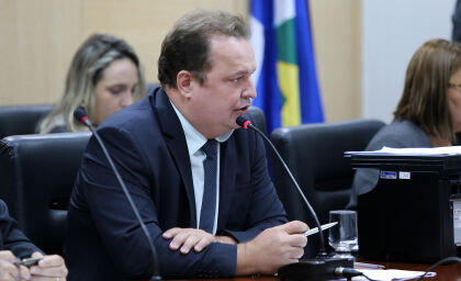 Max Russi propõe atualização da Constituição de Mato Grosso
