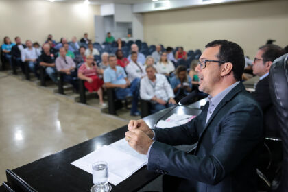 Audiência pública organiza comitê para tirar Santa Casa da crise e pagar salários