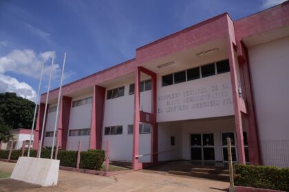Comissão de Saúde faz visita técnica ao Hospital Regional de Cáceres