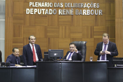 Sessão Plenária Matutina