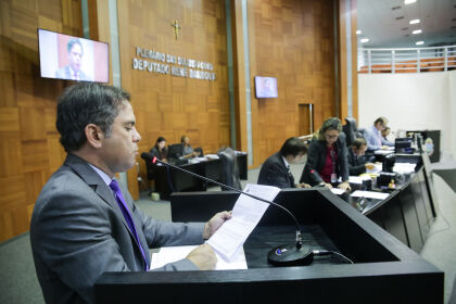 Paulo Araújo solicita locação de prédio para atender as demandas de Caps