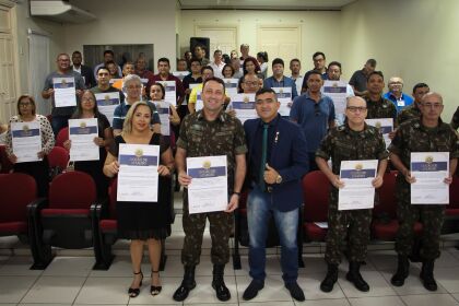 Junta militar de Mato Grosso recebe Moção de Aplauso