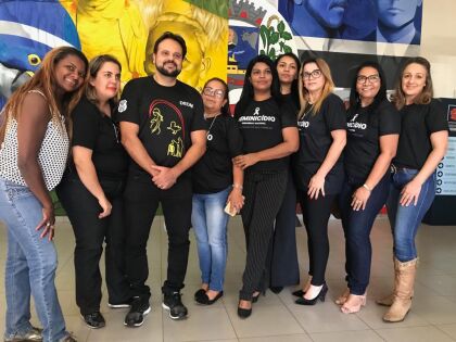 Deputado Claudinei e voluntárias da Associação de Mulheres de Rondonópolis, que agora tem o reconhecimento de Utilidade Pública Estadual