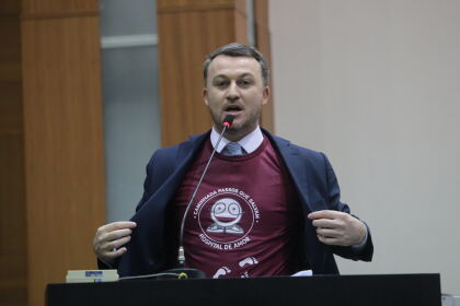 Dal Molin também apoia a Campanha Passos que Salvam - conscientização sobre o câncer infantojuvenil