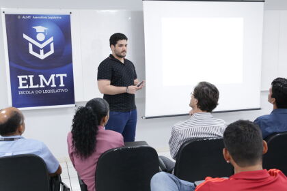 Abertas as inscrições para cursos presenciais gratuitos da Escola do Legislativo